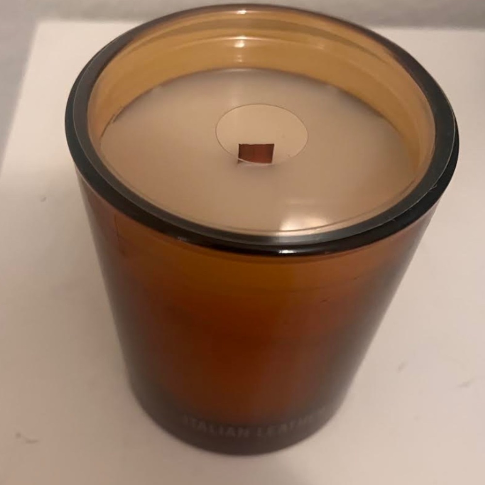 RESTORATION HARDWARE DISCONTINUED CANDLE ITALIAN LEATHER
